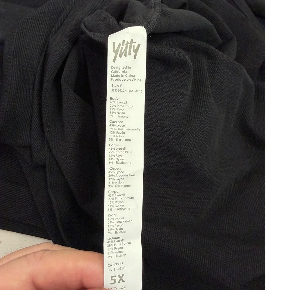 LOT OF 2 Yitty Smooth as Hell Lounge Tee‎ Womens 5X Black Seamless Cropped